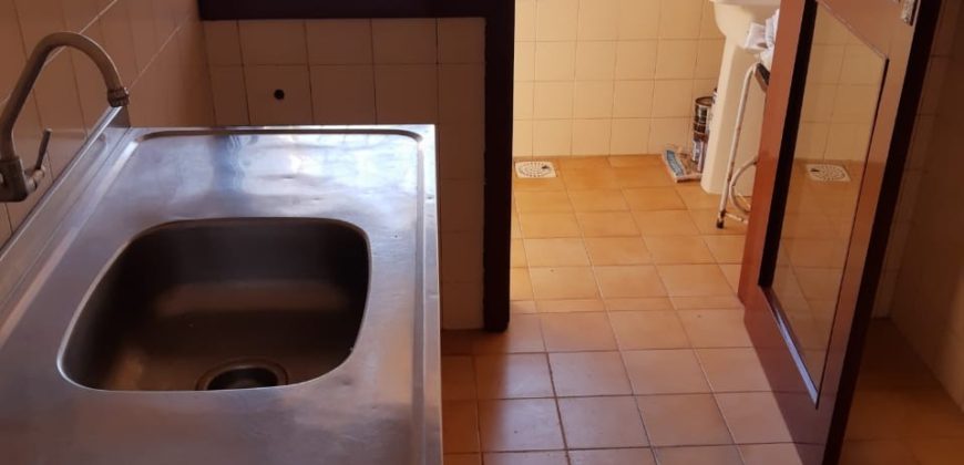 VENDE-SE Apartamento no Ed. Petit Village