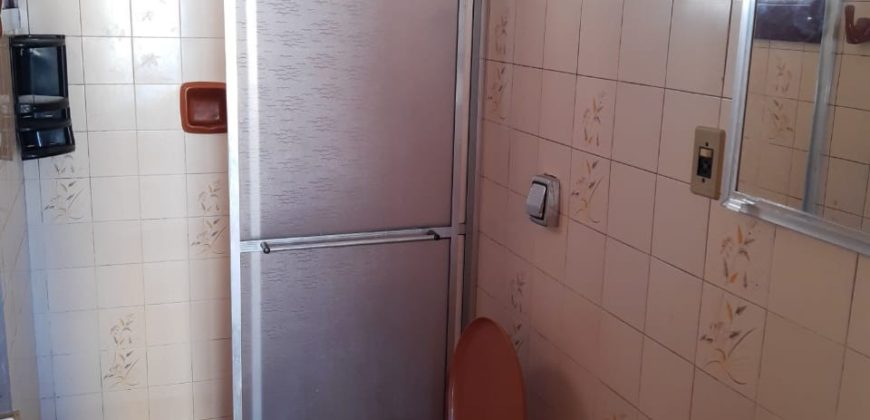 VENDE-SE Apartamento no Ed. Petit Village