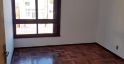 VENDE-SE Apartamento no Ed. Petit Village