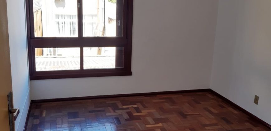 VENDE-SE Apartamento no Ed. Petit Village