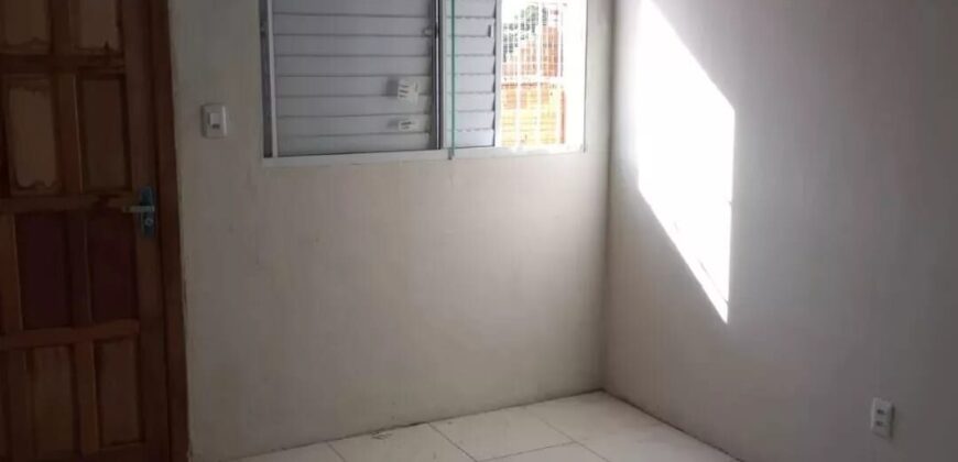 VENDE-SE CASA NO AREAL