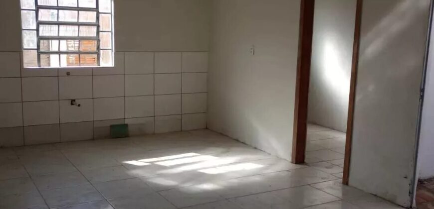 VENDE-SE CASA NO AREAL