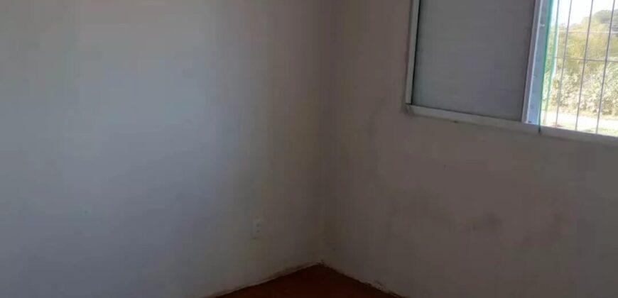 VENDE-SE CASA NO AREAL