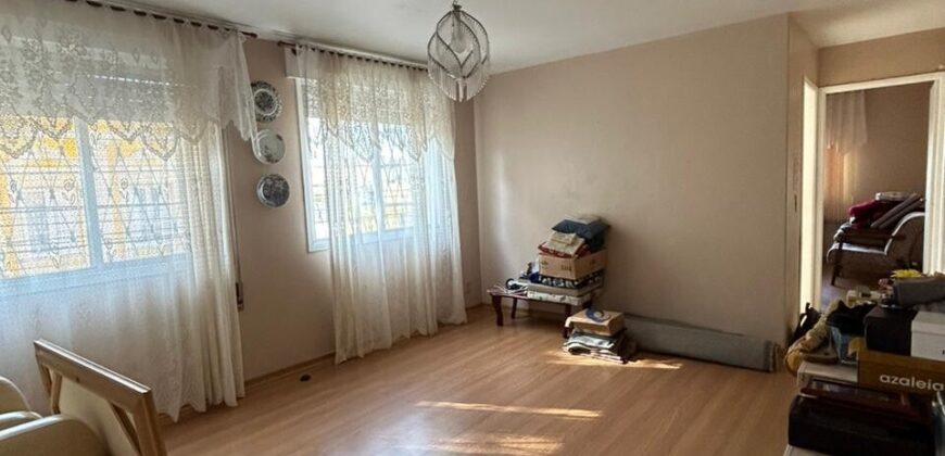 Apartamento Central em ótimo estado